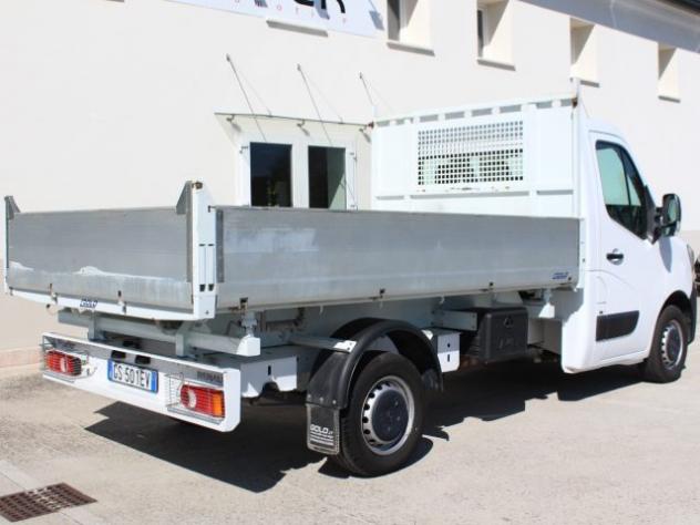 RENAULT Master T35 2.3 dCi 145 PM Energy Triribaltabile rif. 23868923 - Foto 6