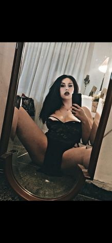 SONO UNA MISTRESS ITALIANA E CERCO MONEYSLAVE - Foto 2 Tel:3519802908