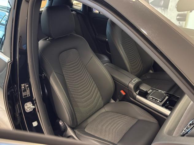 Mercedes-Benz GLA 220d auto 4Matic Sport Plus Navi Cruise Fari LED - Foto 5