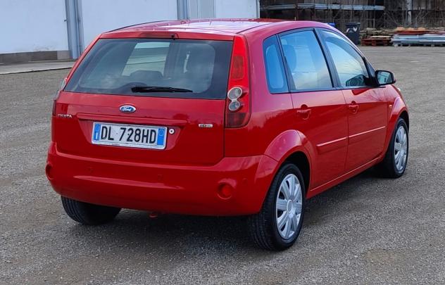 Ford Fiesta 1.4 TDCi 5p. Ghia - Foto 10