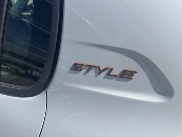 Peugeot 208 208 Hybrid 110 e-DCS6 Style "NUOVA" - Foto 8