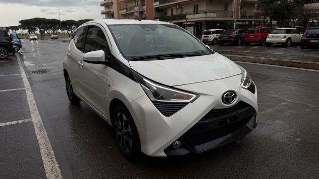 Toyota Aygo Connect 1.0 VVT-i 72 CV 5 porte x-play LED KAMERA PDC BLUETOOTH NAVI - Foto 2