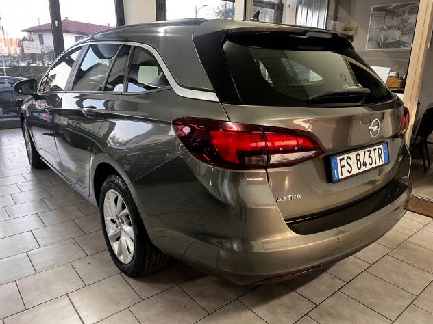 Opel Astra 1.6 CDTi 110CV Start&Stop Sports Tourer Innovation - Foto 6