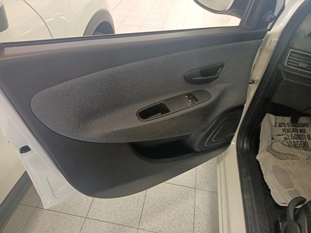 Lancia Ypsilon 1.0 70cv Firefly Hybrid S&S Silver - Foto 9