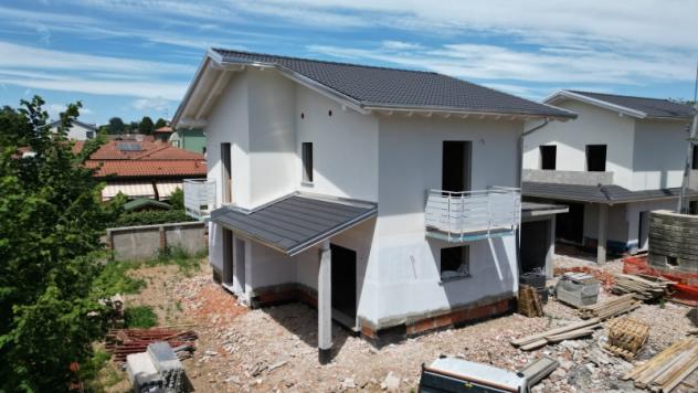 NUOVA COSTRUZIONE – VILLA SINGOLA con AMPIA AUTORIMESSA