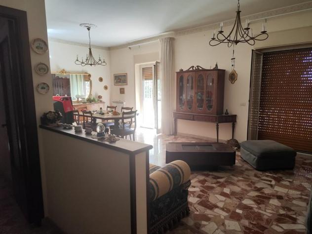 CASEXTE VENDE APPARTAMENTO VIALE TIRRENO ZONA POLICLINICO