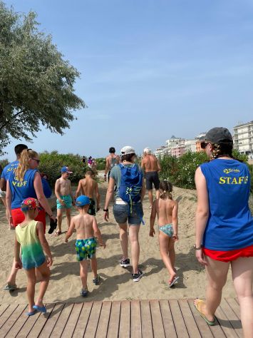 RICERCHIAMO ANIMATORI JUNIOR CLUB