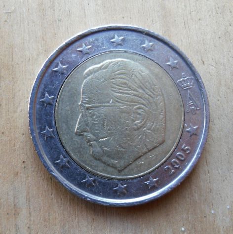 2 EURO 2005 BELGIO CON DIFETTO DI CONIO - - Foto 3