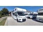 Carado A364 Camper mansarato con letto matrimoniale e maxi garage