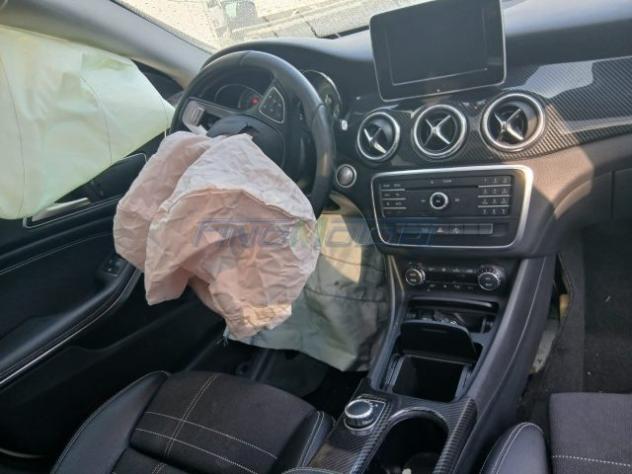 MERCEDES-BENZ CLA 200 d S.W. Automatic rif. 24105547 - Foto 4