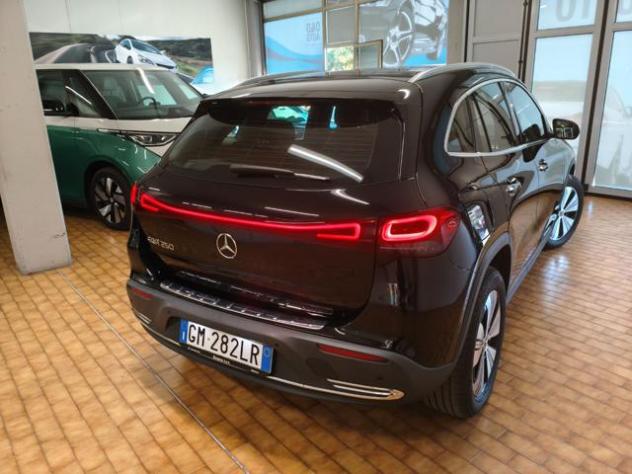MERCEDES-BENZ EQA 2023 SPORT PLUS TETTO APRIBILE 94% SOH rif. 23803309 - Foto 10