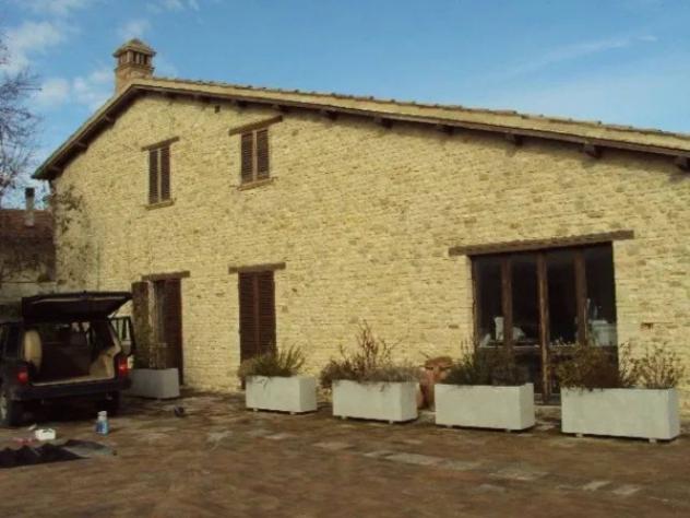 Immobile in asta di 1930 m² in vendita a Montefalco - Foto 2