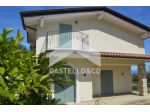 Nuova villa singola.