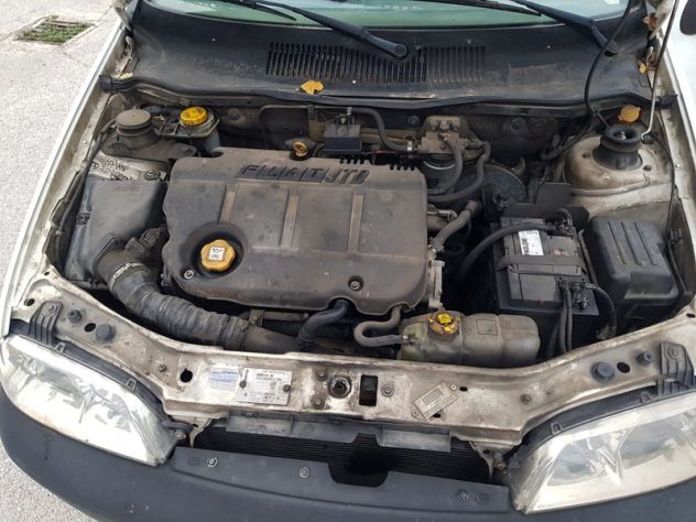 Fiat Strada 1.9 JTD Pickup - Foto 7