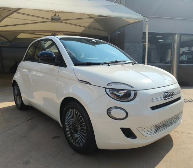 Fiat 500 Berlina Hybrid Icon - Foto 2