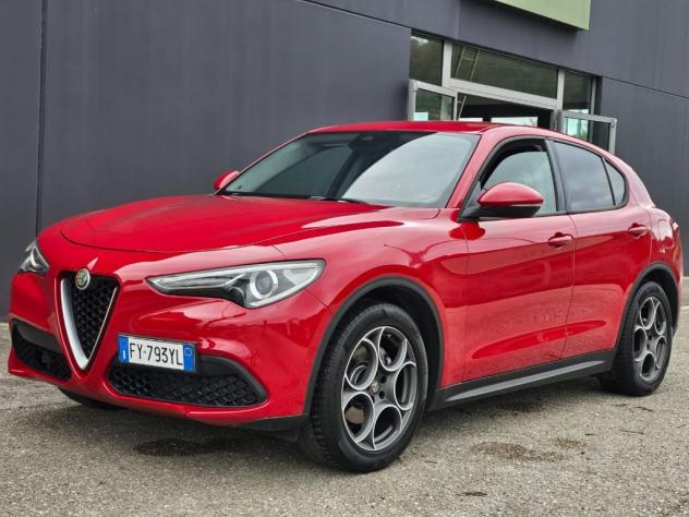 Alfa Romeo Stelvio 2.2 Turbodiesel 160 CV AT8 RWD Sport-Tech
