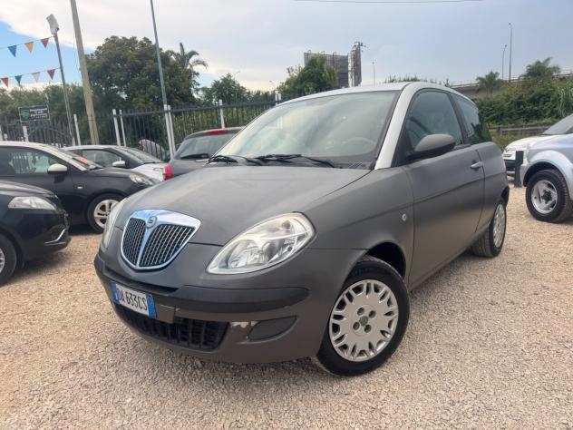 Lancia Ypsilon 1.2 Oro - Foto 2