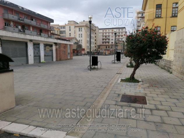 IMMOBILI-IMMOBILE COMMERCIALE-Via IV Novembre, 84025 Eboli SA, Italia