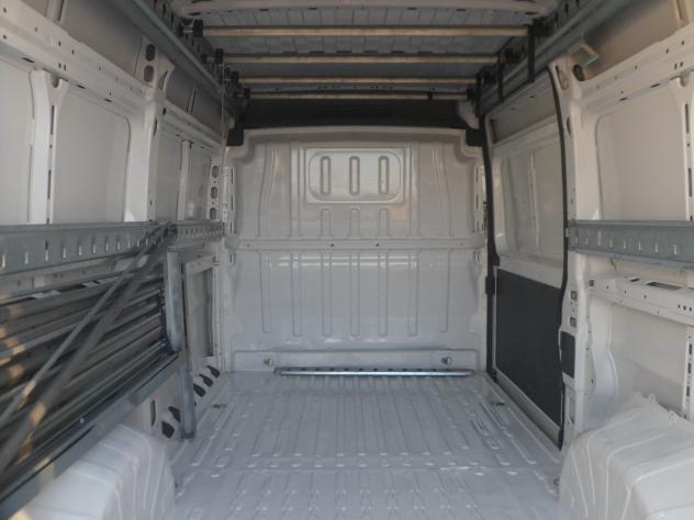 Fiat Ducato furgone medio alto - Foto 9