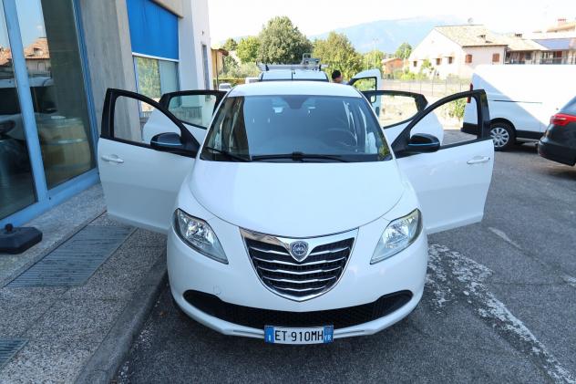 Lancia Ypsilon 0.9 TwinAir 85 CV 5p Metano Elefantino - Foto 10
