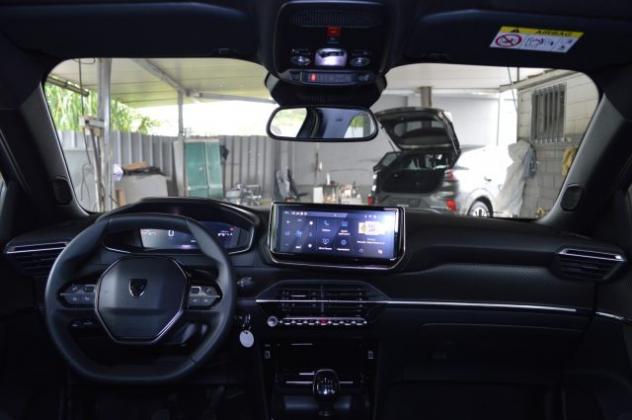 PEUGEOT 2008 PureTech 100 S&S Allure rif. 24046915 - Foto 7