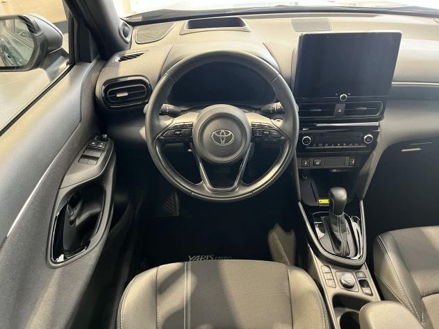 Toyota Yaris Cross 1.5H (130 CV) Lounge E-CVT AWD - TECH PACK - Foto 9