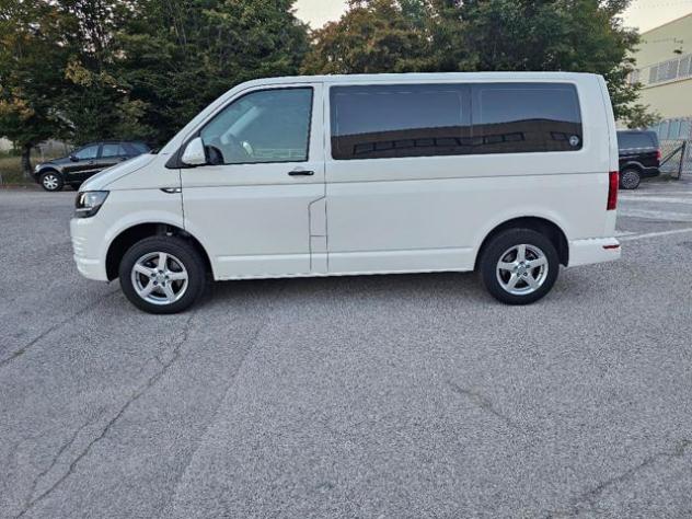 VOLKSWAGEN Caravelle 2.0 TDI 150CV PC Comfortline rif. 24021682 - Foto 3