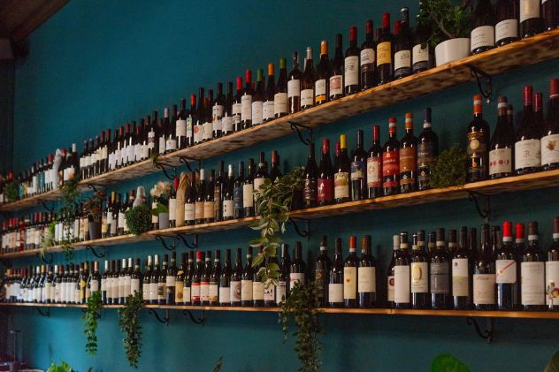 Wine bar & cocktail lounge ristrutturato – pronto all’uso con dehor - Foto 5
