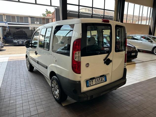 Fiat Doblo Dobl1.6 16V Natural Power Active - Foto 6