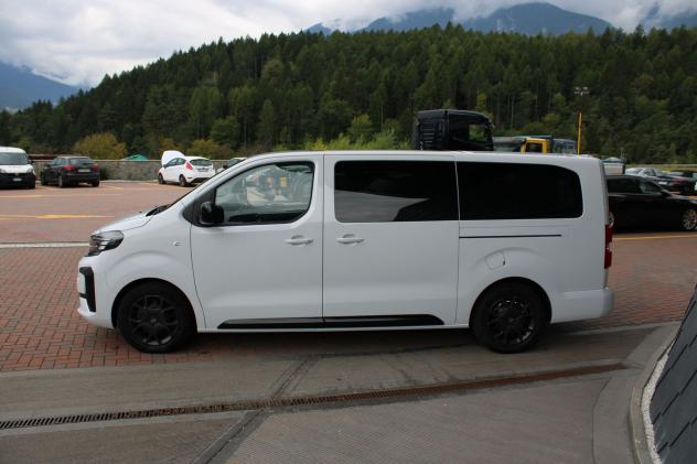 Opel Zafira Life 2.0D 180CV aut. Passo Lungo 9 posti - Foto 8