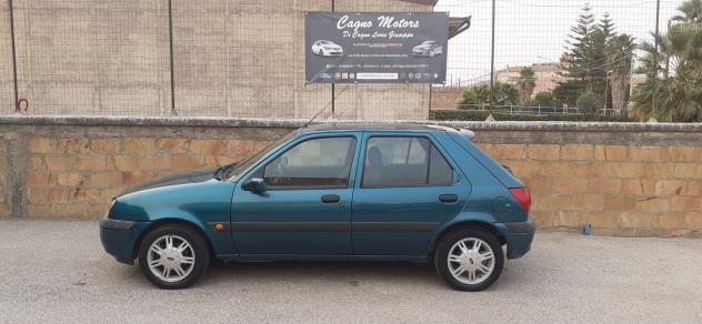 Ford Fiesta 1.2i 16V cat 5 porte Ghia - Foto 4