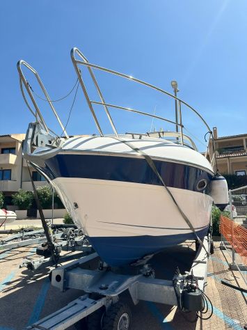BAVARIA 27 SPORT – 2006 – 2 x 260 CV MERCRUISER - Foto 6
