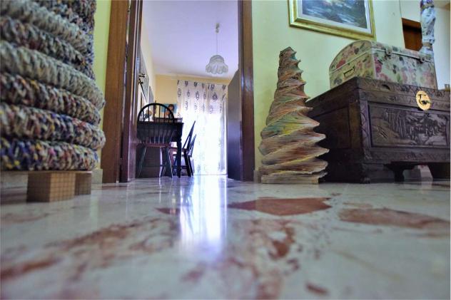V003078 - VENDESI APPARTAMENTO 105 MQ 5° PIANO - Foto 3