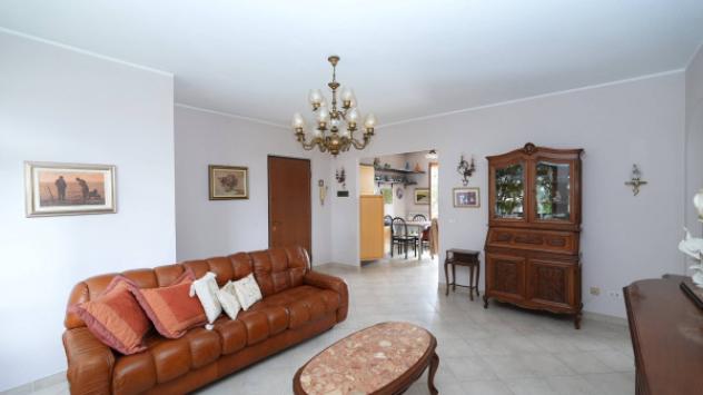 Appartamento di 104 m² con 3 locali e box auto in vendita a Crescentino - Foto 5