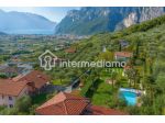 VIVI L'ECCELLENZA: VILLA ESCLUSIVA CON PISCINA