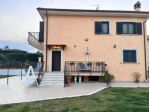 Immobile in asta di 120 m² con più di 5 locali e box auto in vendita a Roma