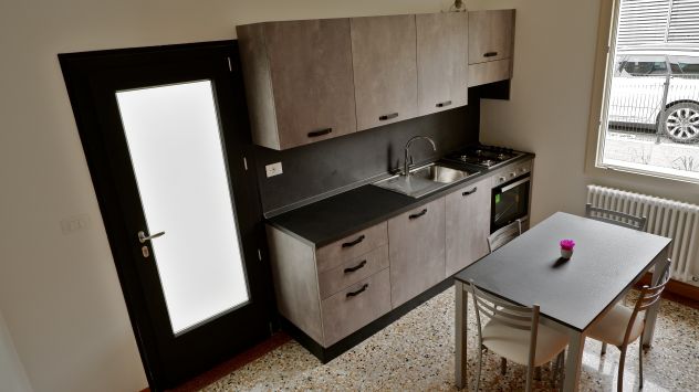 Stanza singola in un trilocale (zona Università)