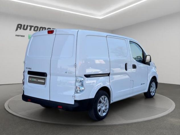NISSAN e-NV200 EV Van rif. 23152085 - Foto 4