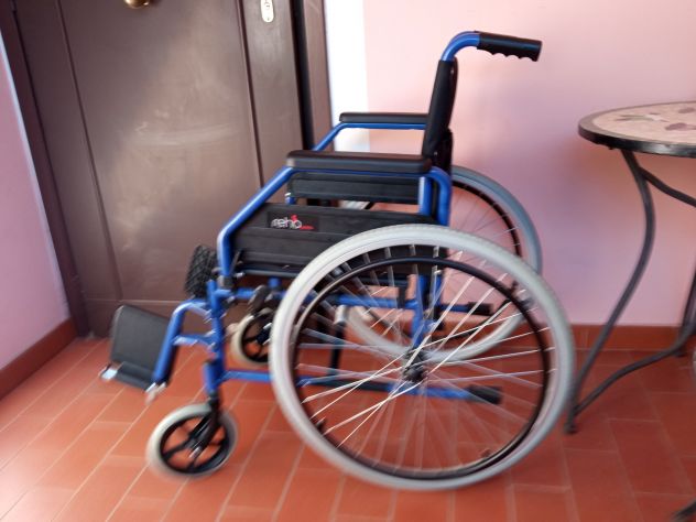 carrozzina standard rehaprima nuova