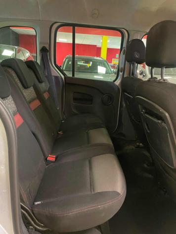 RENAULT Kangoo 1.5 dCi 90CV 5 porte N1*AUTOCARRO 5 POSTI/NAVI* rif. 24139464 - Foto 9