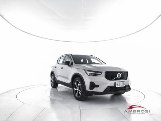 VOLVO XC40 B3 Mild hybrid Benzina Plus Dark rif. 23986884 - Foto 2