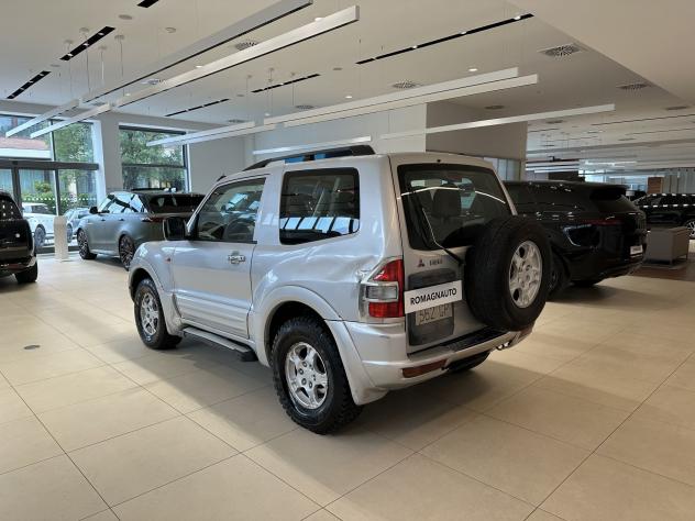 Mitsubishi Pajero Pajero 3p 3.2 tdi 16v di-d GLS SWB (121kw) - Foto 7