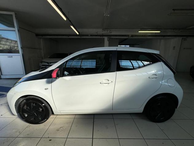 Toyota Aygo Aygo 5p 1.0 x-black tss - Foto 9