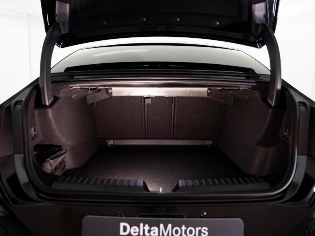 Mercedes-Benz Classe C EQ C 400 4MATIC con tecnologia EQ Advanced Plus AMG Line - Foto 10