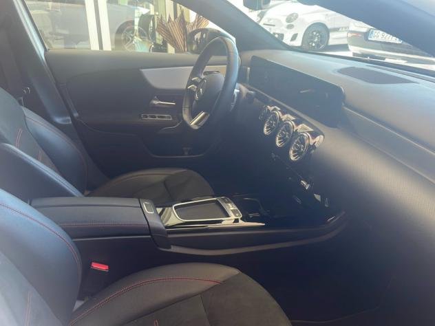 Mercedes-Benz Classe A A 180 Automatic Premium AMG Line - Foto 8