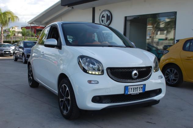 Smart forFour 1.0 Passion 71CV Uff Italy Tetto Lega Led USB