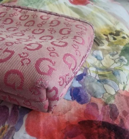 Pochette GUESS rosa - Foto 4