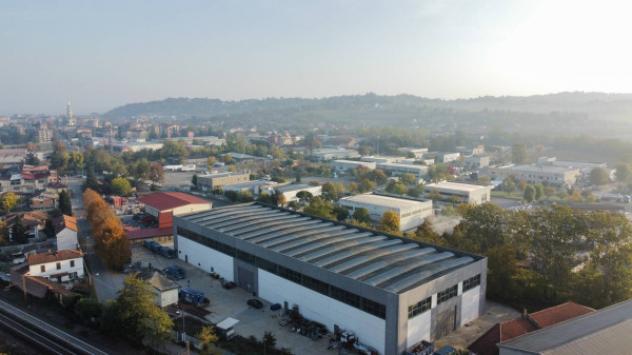 Immobile di 3000 m² in affitto a Tortona