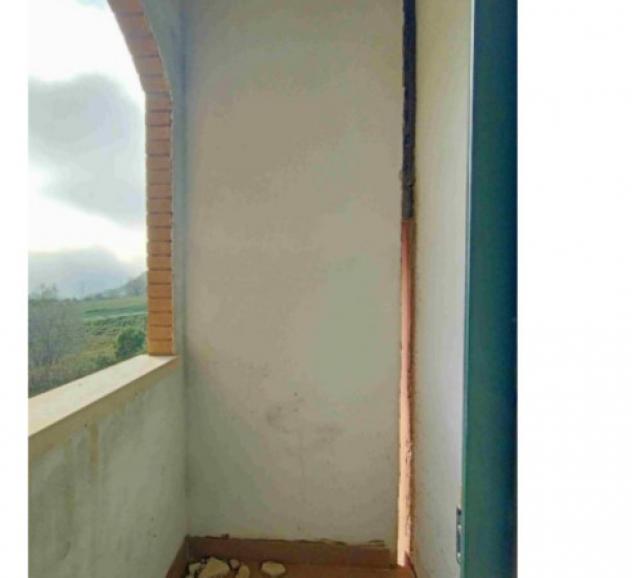 Immobile in asta di 314 m², box auto in vendita a Serra Sant'Abbondio - Foto 10
