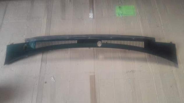 Profilo Griglia esterna Parabrezza in lamiera Nissan Patrol Y61